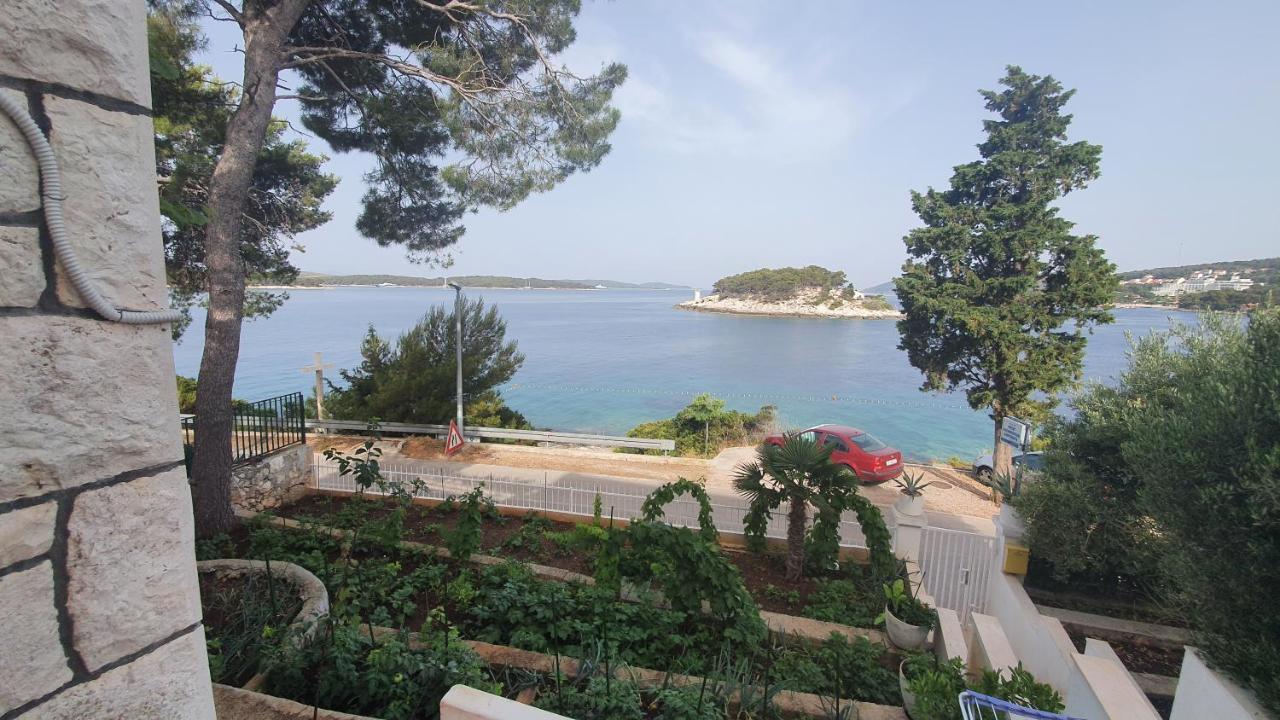 Shabby Chic Beach Cottage Hvar Hvar Town Esterno foto